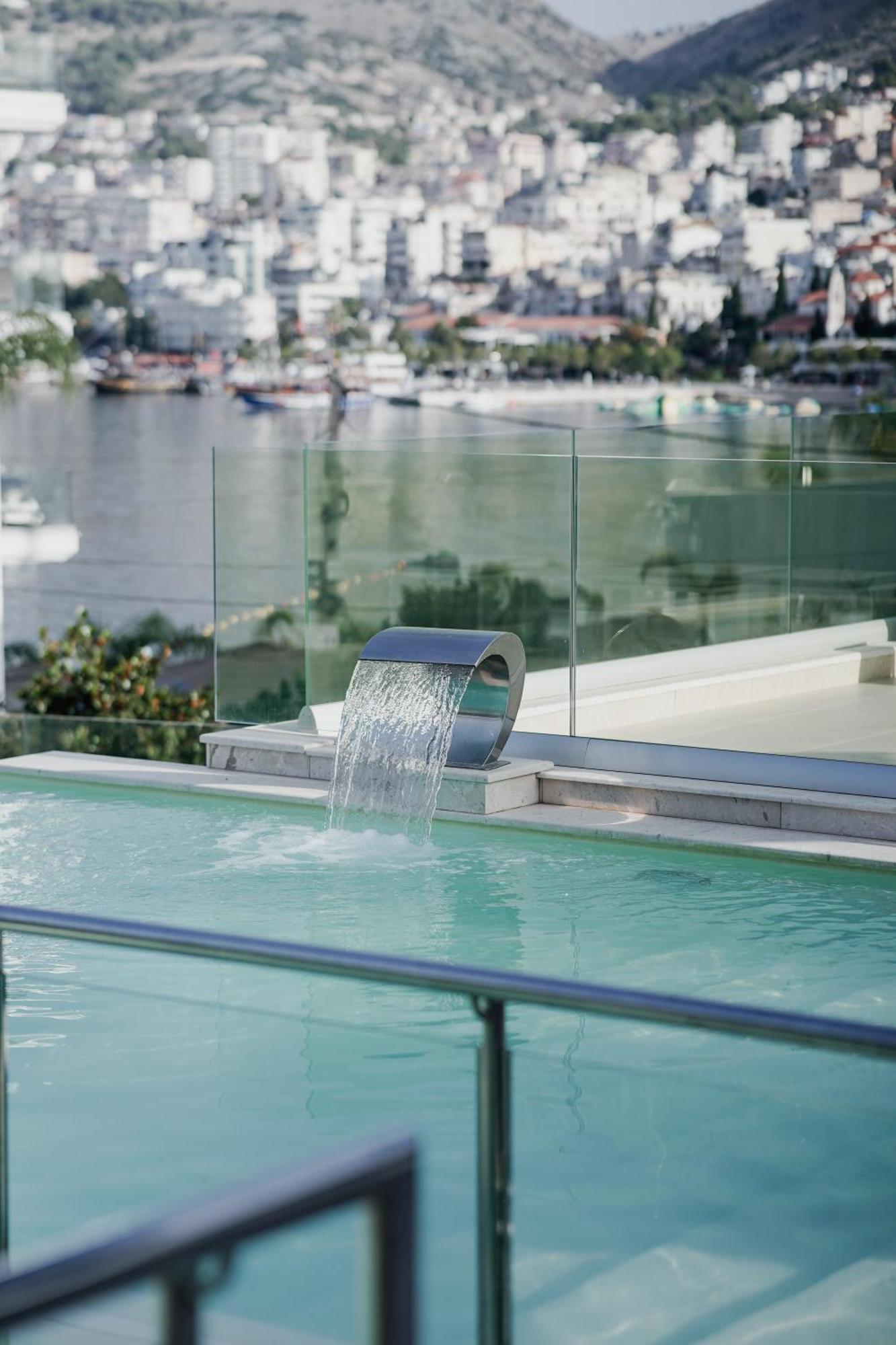 Hotel Agimi Saranda Extérieur photo