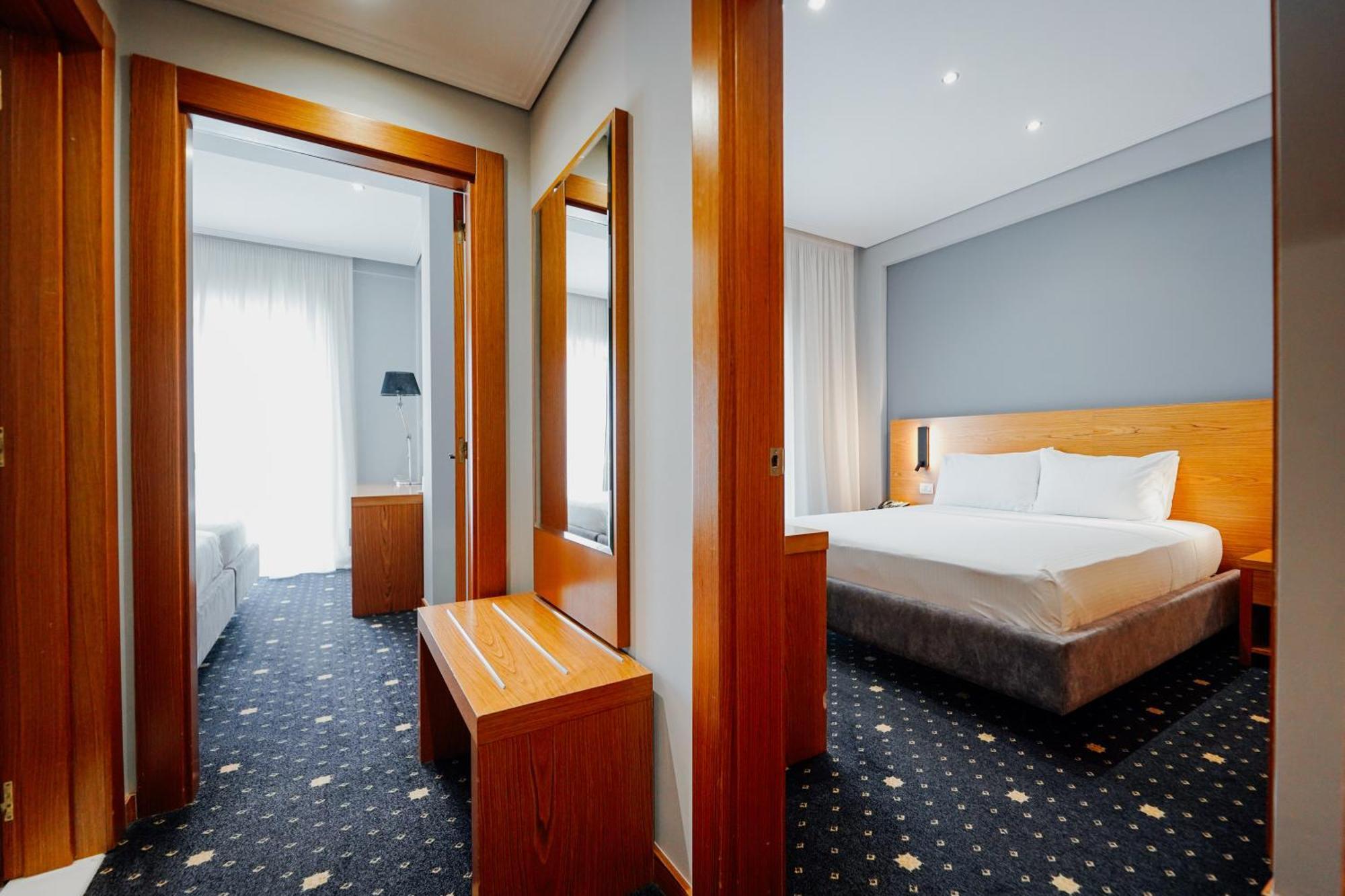 Hotel Agimi Saranda Extérieur photo