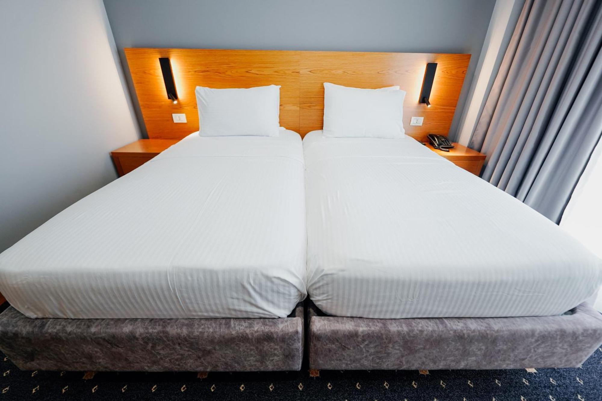 Hotel Agimi Saranda Extérieur photo