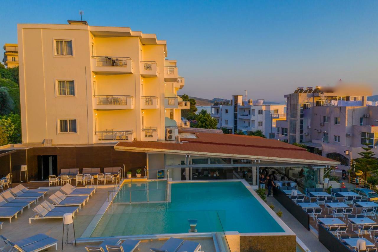 Hotel Agimi Saranda Extérieur photo