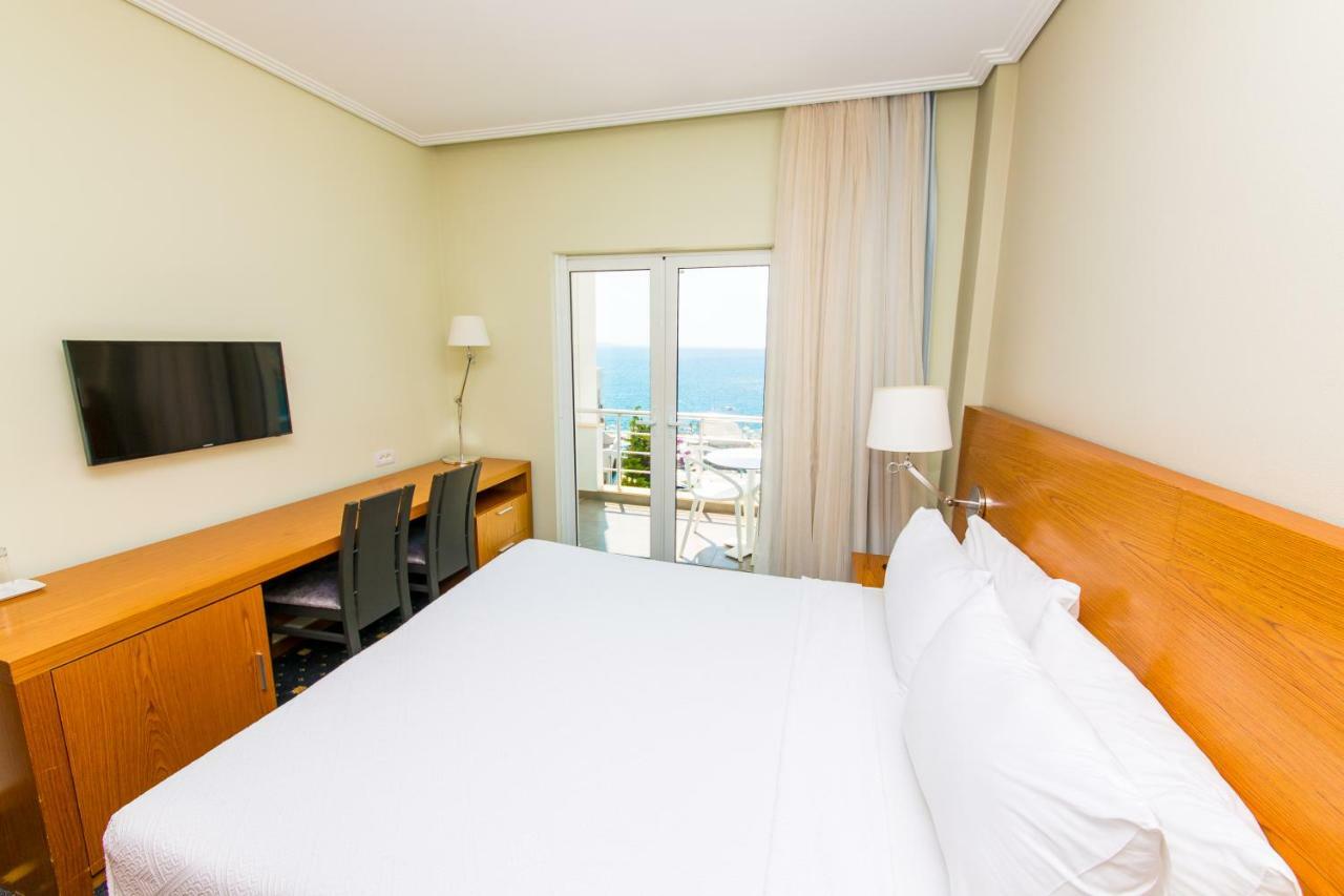 Hotel Agimi Saranda Extérieur photo